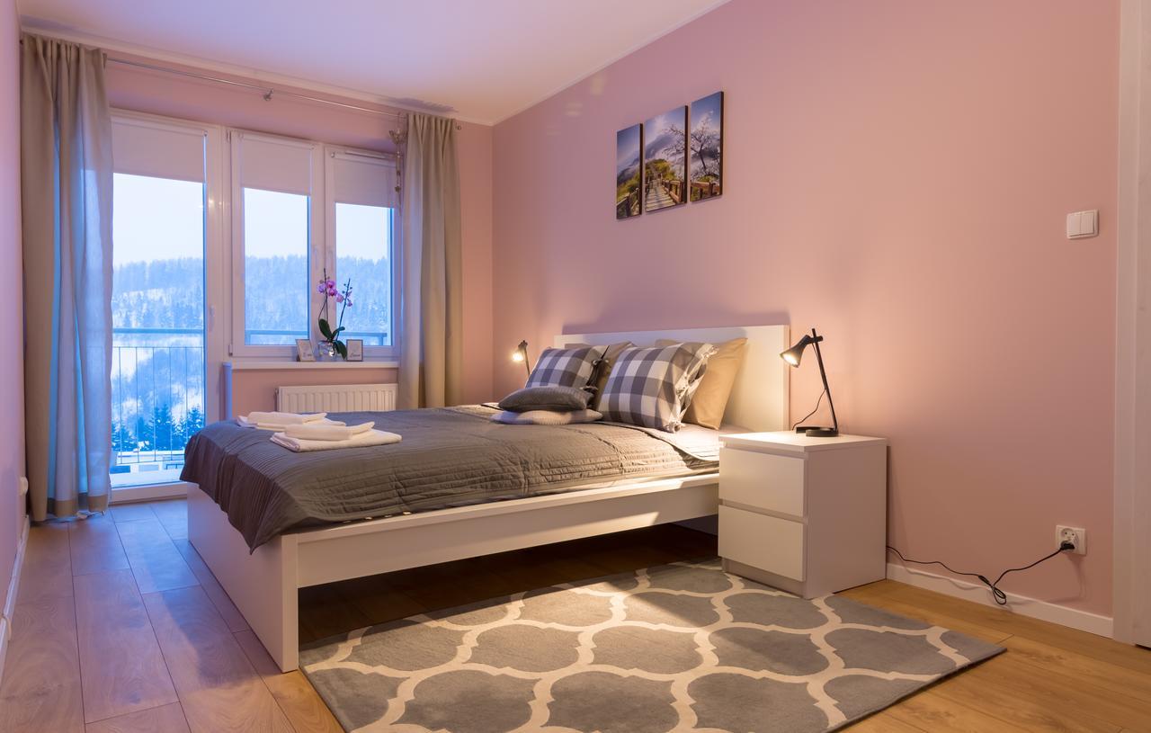 Apartament Sloneczny Ustrzyki Dolne Ngoại thất bức ảnh